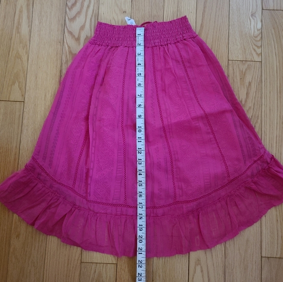 Aeropostale High Low Skirt. Colour Pink. Size XS. - Picture 6 of 6